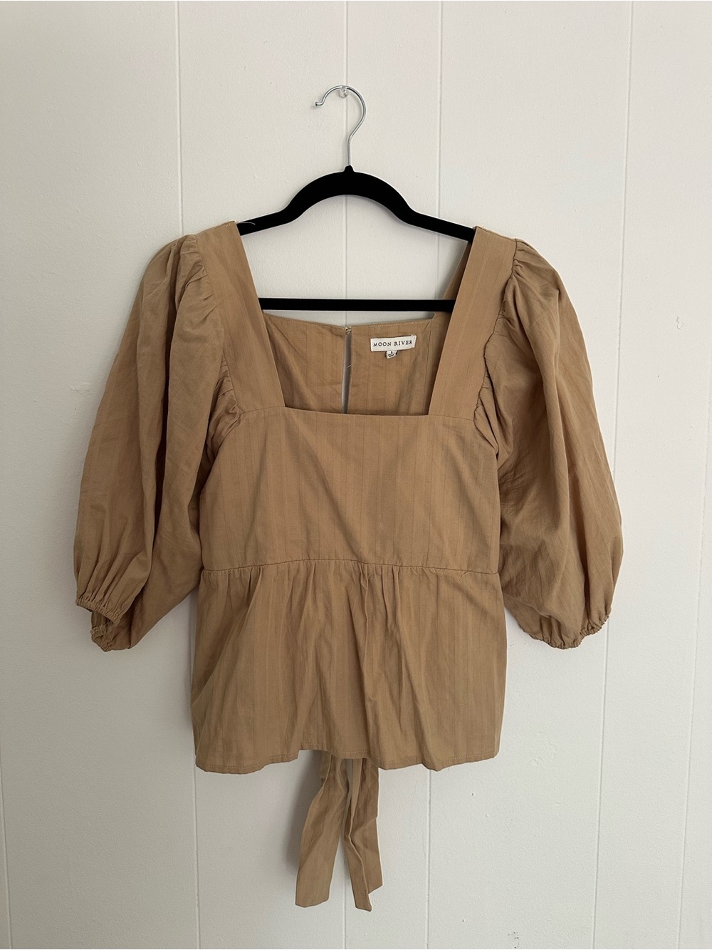 Moon River Tan Puff-Sleeve Square-Neck Top